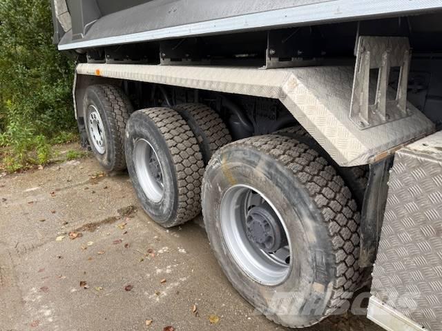 Volvo Penta FMX Tipper trucks