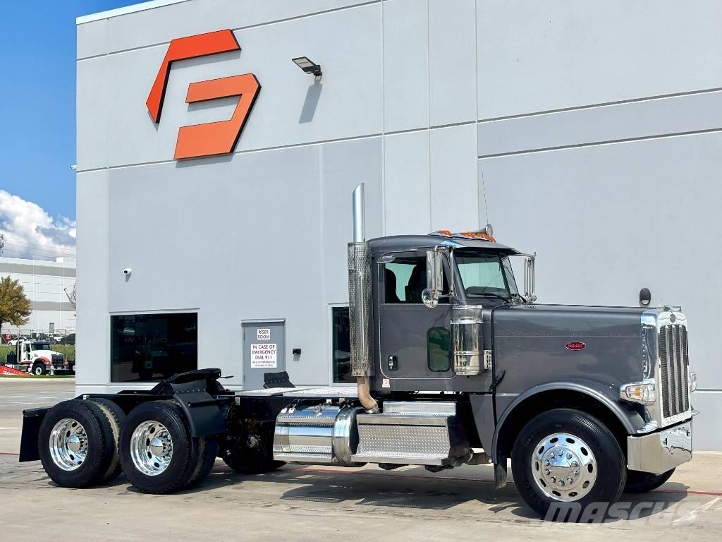 Peterbilt 389 Tractor Units