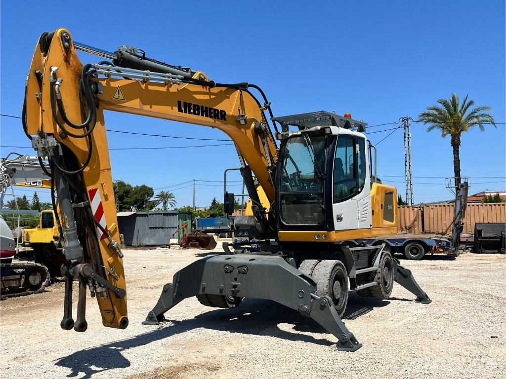 Liebherr A 916 Wheeled excavators