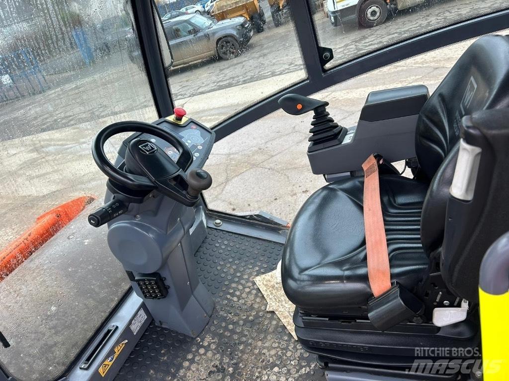 Hamm H13i Single drum rollers