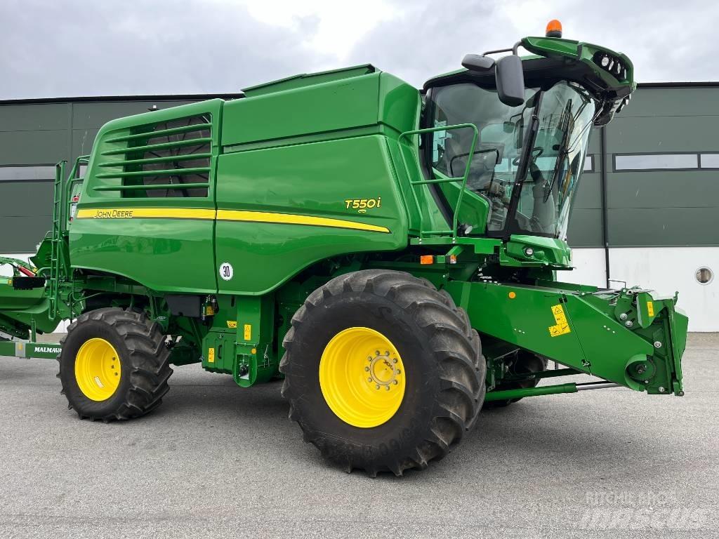 John Deere T 550 Combine harvesters