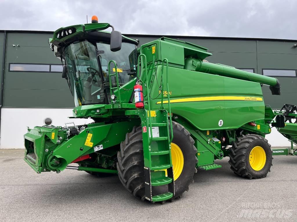 John Deere T 550 Combine harvesters