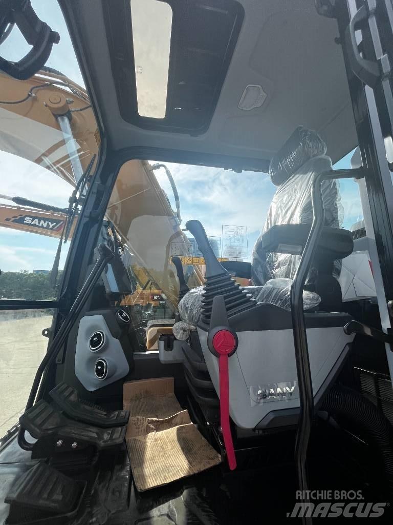 Sany SY135C Crawler excavators
