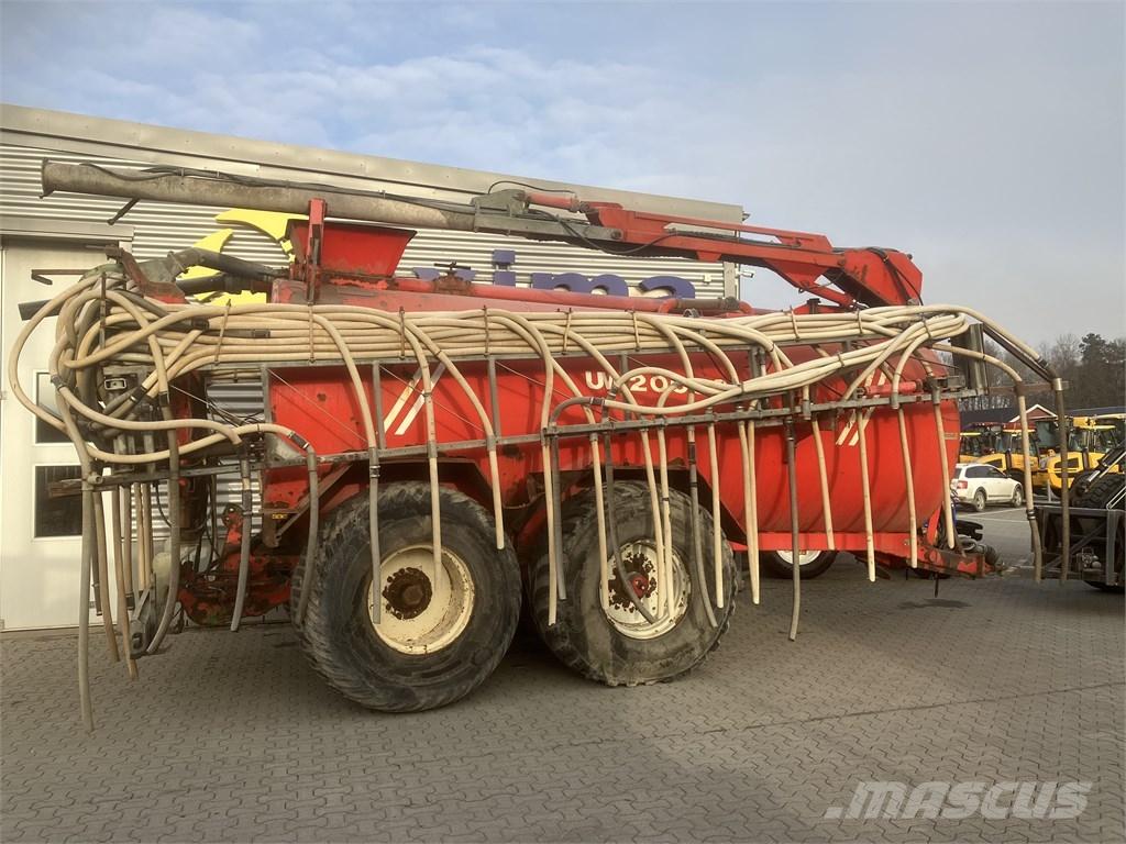 Samson UM 20000 Slurry tankers