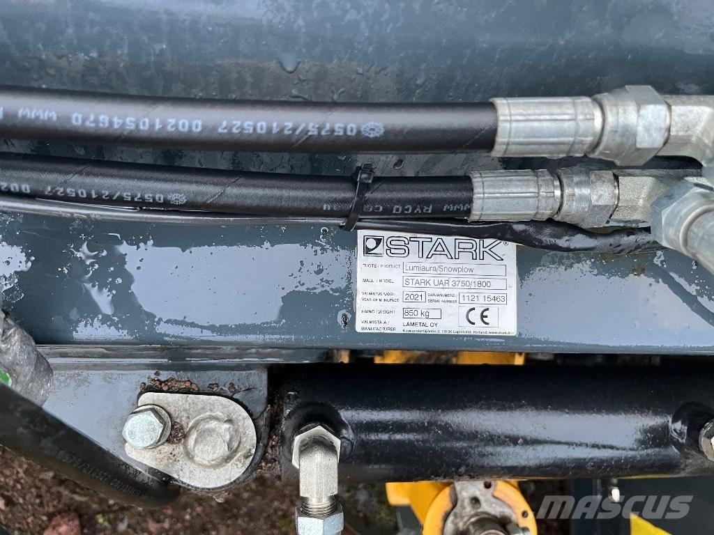 Stark Uar 3750/1800 Snow blades and plows