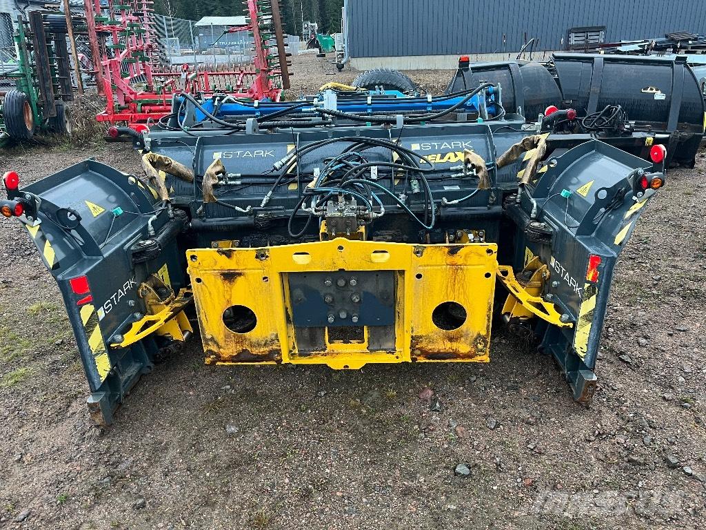 Stark Uar 3750/1800 Snow blades and plows