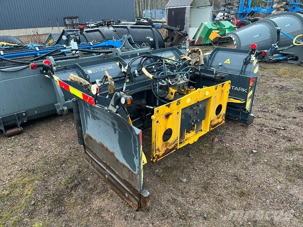 Stark Uar 3750/1800 Snow blades and plows