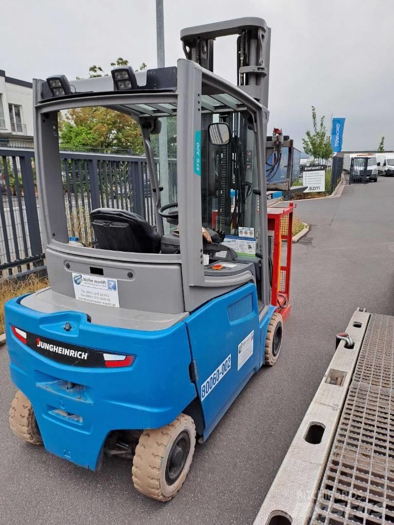 Jungheinrich EFG 320 Electric forklift trucks