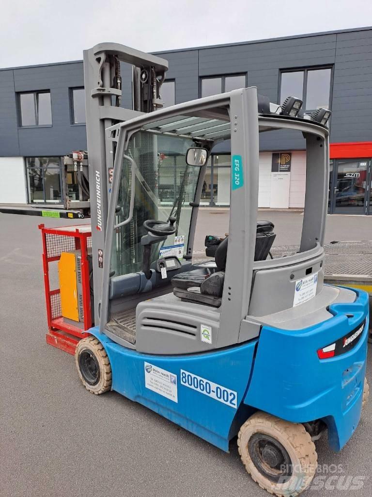 Jungheinrich EFG 320 Electric forklift trucks