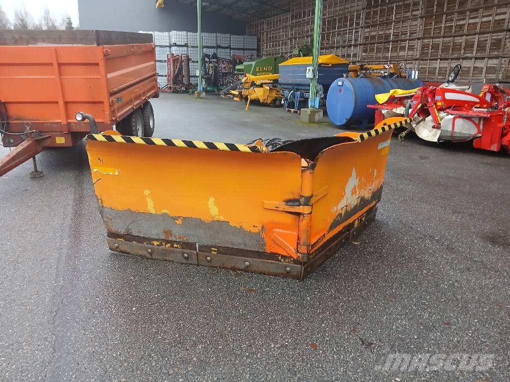 Rote 320 Nivelaura Snow blades and plows