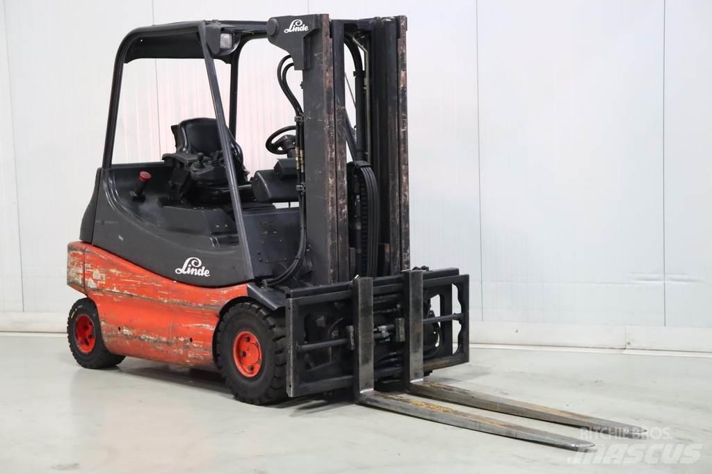 Linde E30-02 Electric forklift trucks