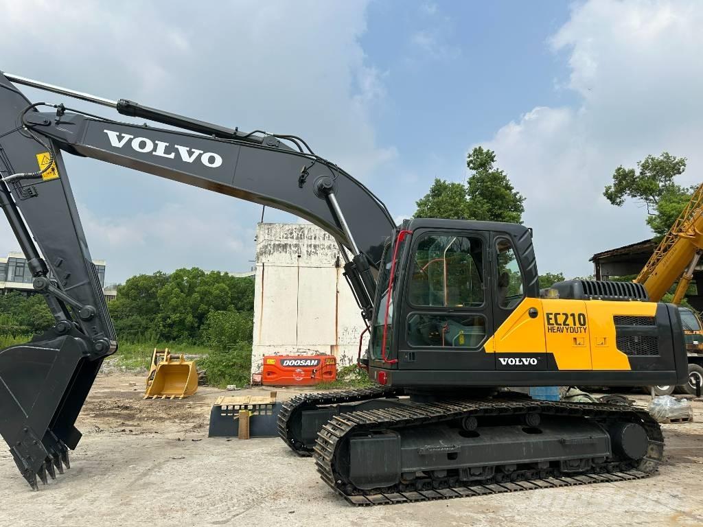 Volvo EC 210 Midi excavators  7t - 12t