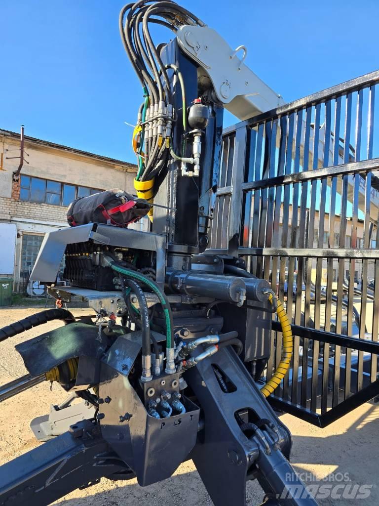 John Deere 6930 Forwarders