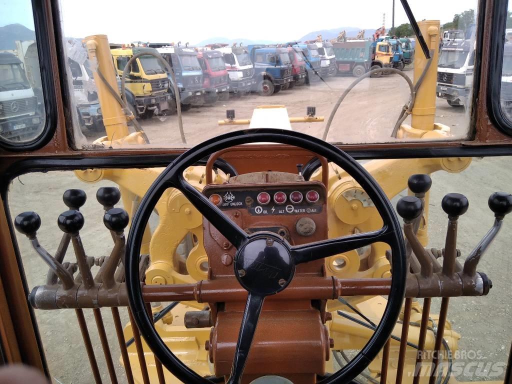 CAT 16 G Graders
