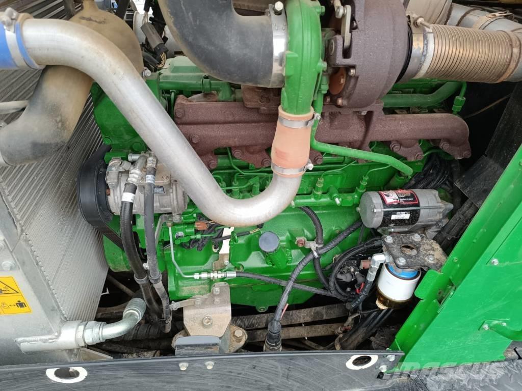 John Deere 1070 E Harvesters