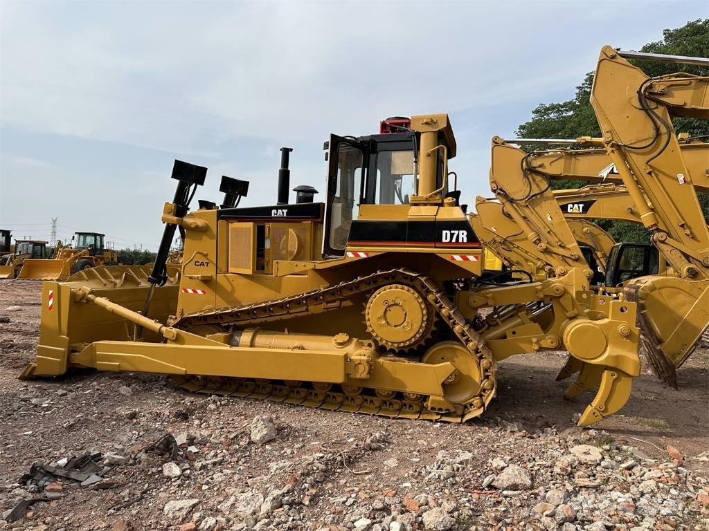 CAT D7R Crawler dozers