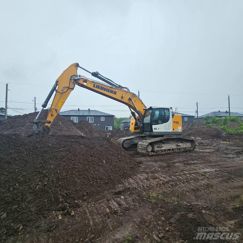 Liebherr R936 Crawler excavators