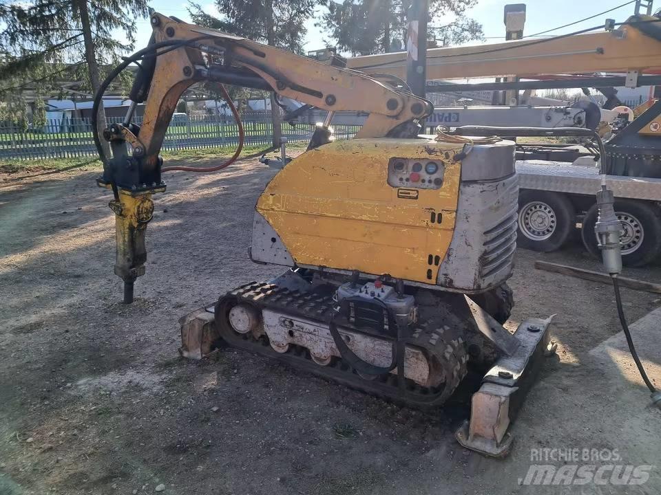 Brokk 180 Mini excavators < 7t (Mini diggers)