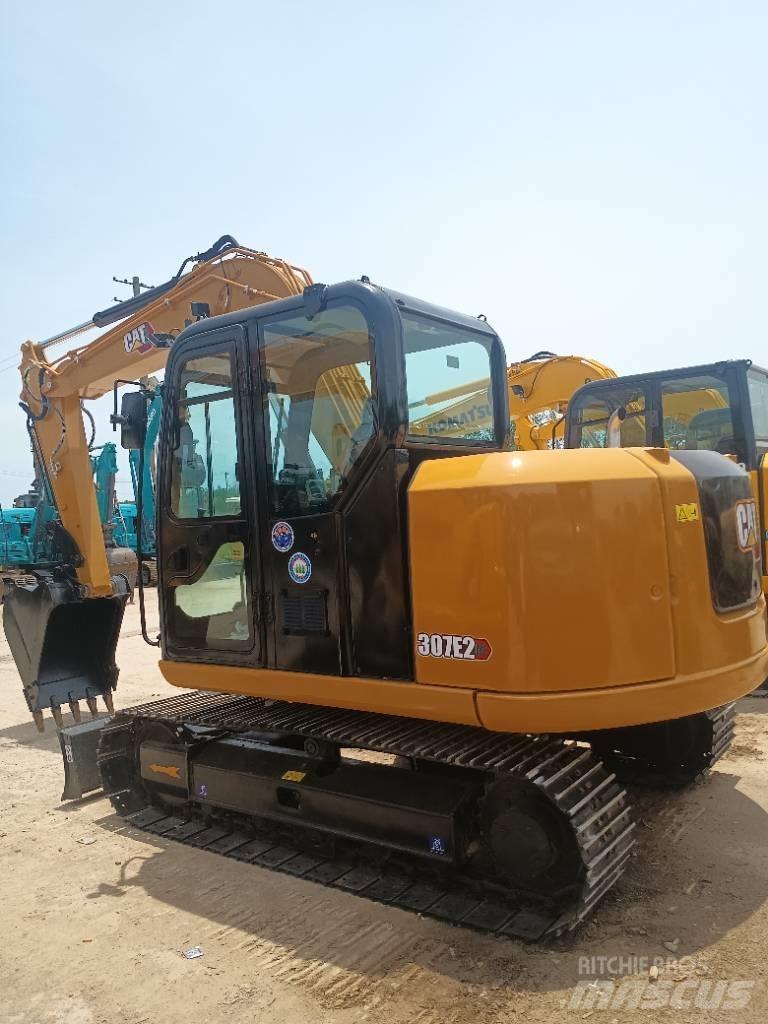 CAT 307E2 Midi excavators  7t - 12t