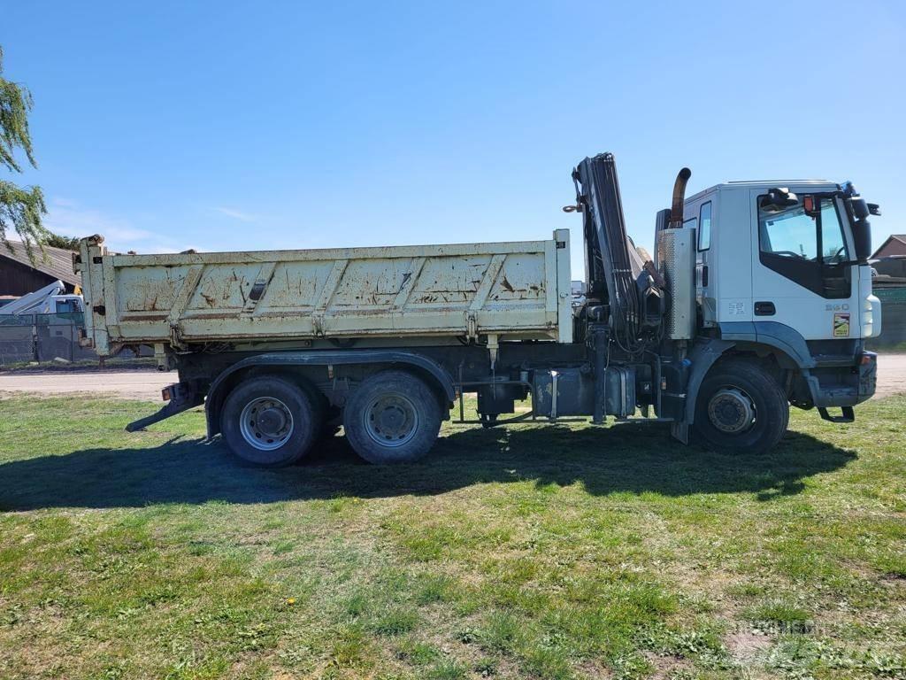Iveco Trakker 360 Crane trucks