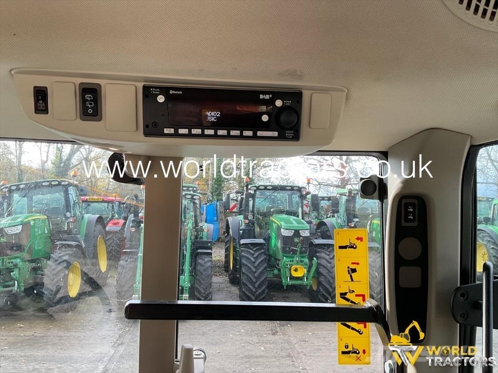 John Deere 6120 M Tractors