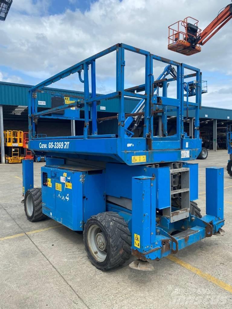 Genie GS 3369 RT Scissor lifts