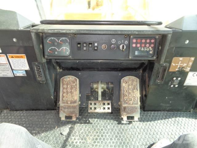 CAT 963 C Crawler loaders