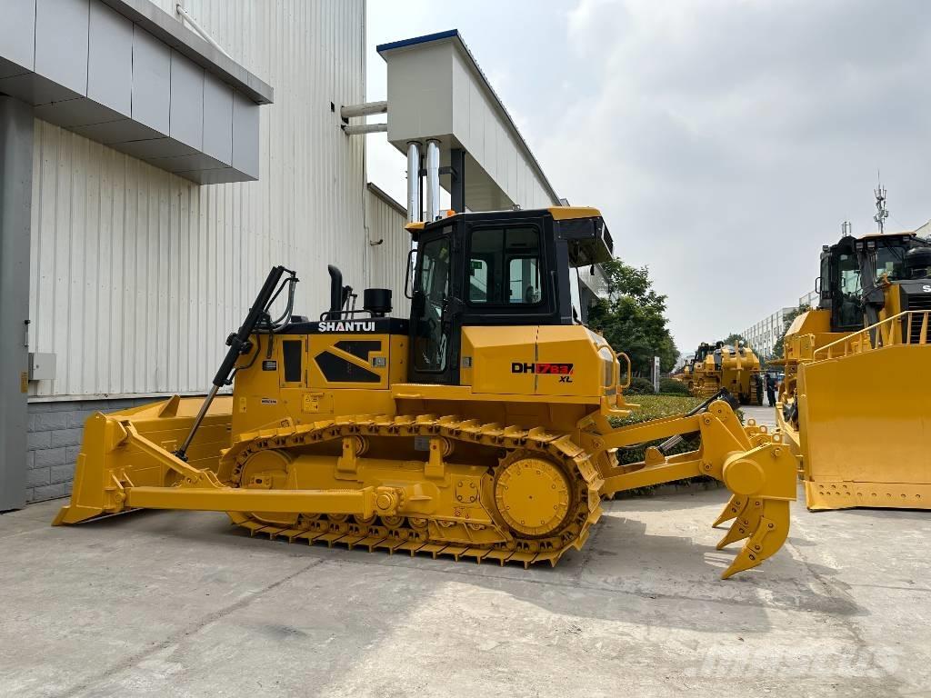 Shantui DH 17 Crawler dozers