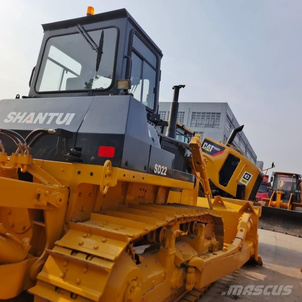 Shantui SD 22 Crawler dozers
