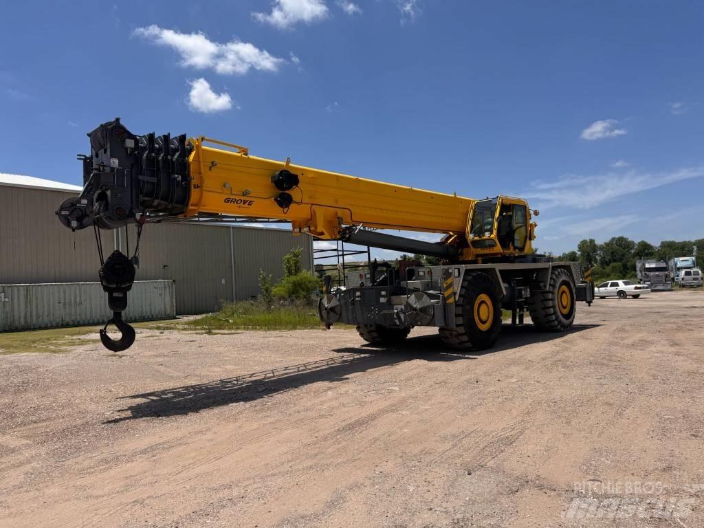 Grove RT 9130 E-2 Rough terrain cranes