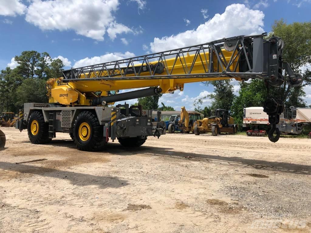 Grove RT 9130 E-2 Rough terrain cranes