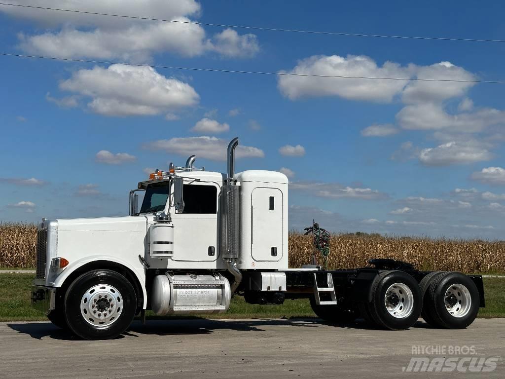 Peterbilt 379 Tractor Units