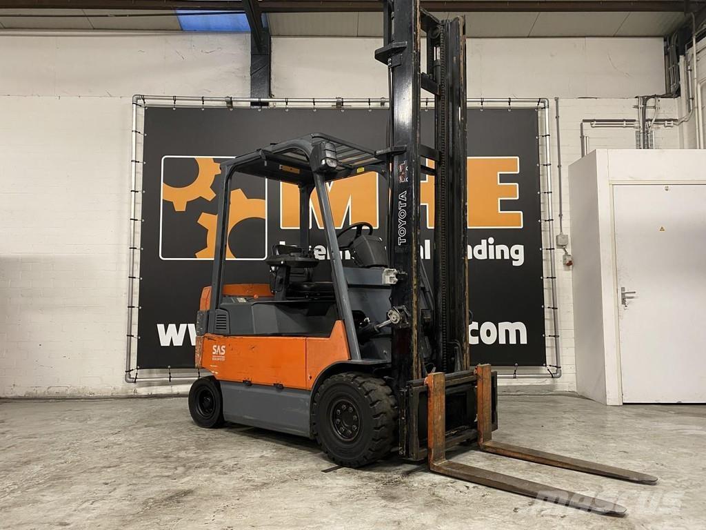 Toyota 7FBMF25 Electric forklift trucks