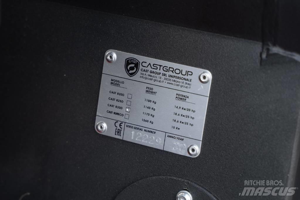 Cast 830D CARBON Mini loaders
