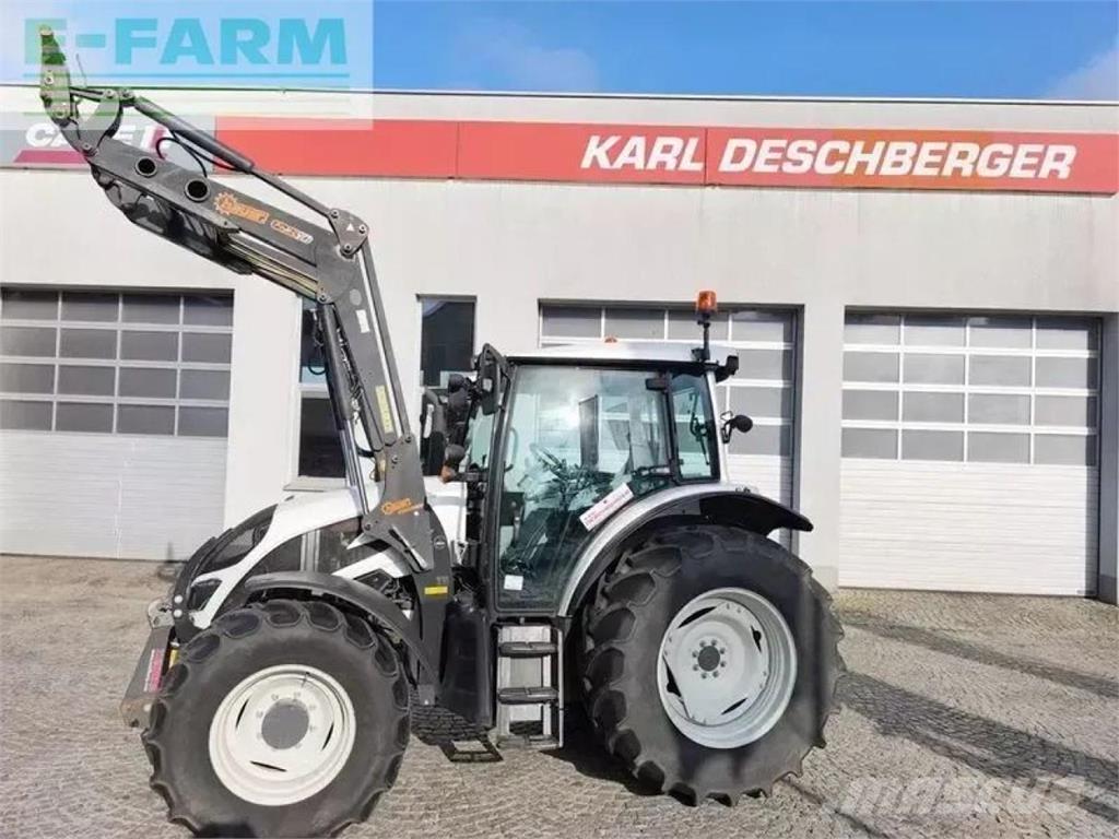 Valtra a 115 Tractors