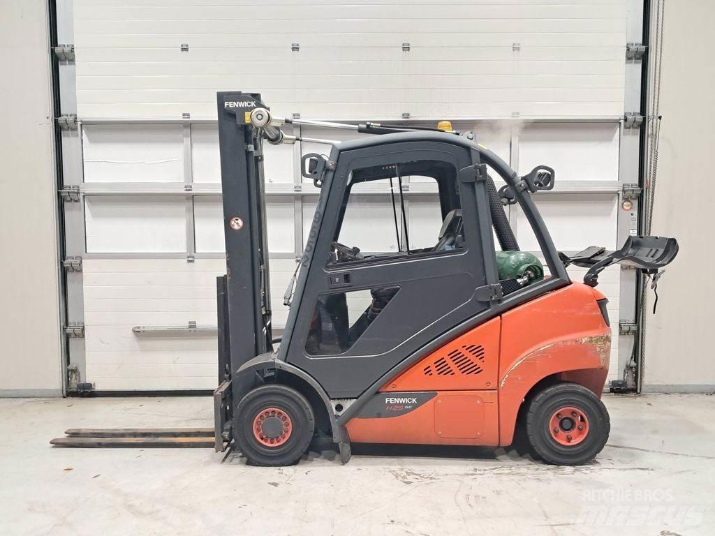 Linde H25T-02 LPG trucks