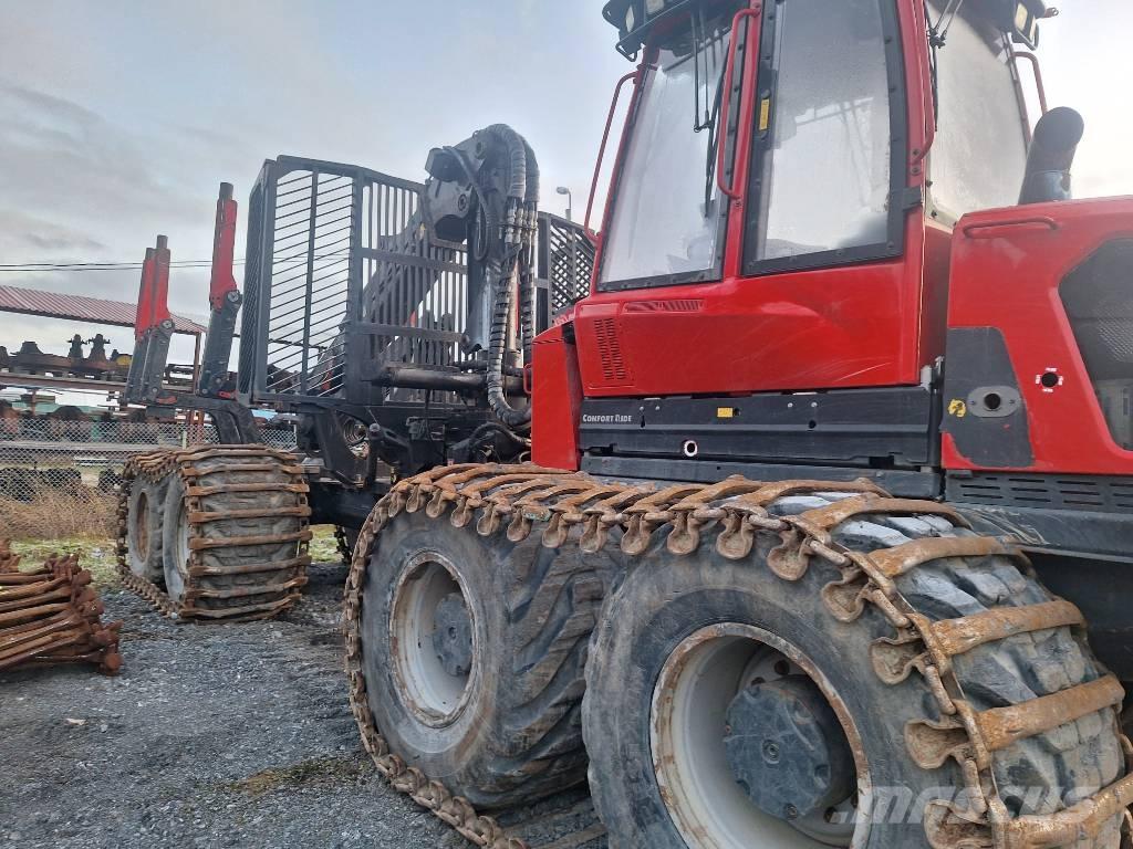 Komatsu 895 Forwarders