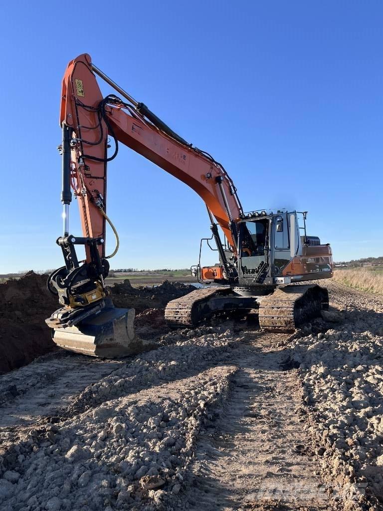 Doosan DX255 LC-7 Crawler excavators