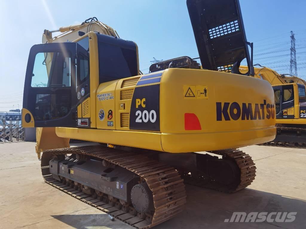 Komatsu PC 200-8 Crawler excavators