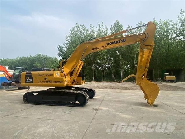 Komatsu PC 220-8 Crawler excavators