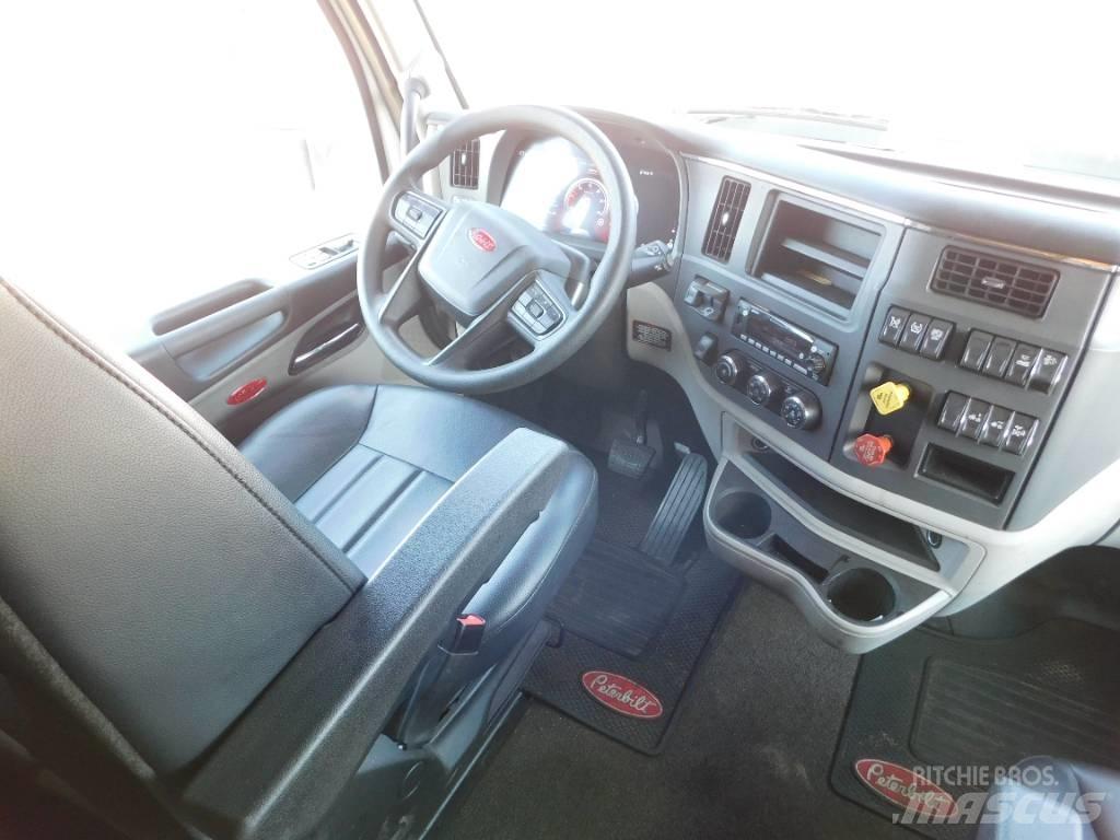 Peterbilt 579 Tractor Units
