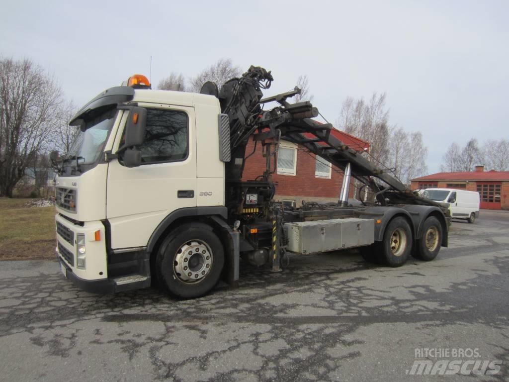 Volvo FM 12  6x2 4600 Cable lift demountable trucks