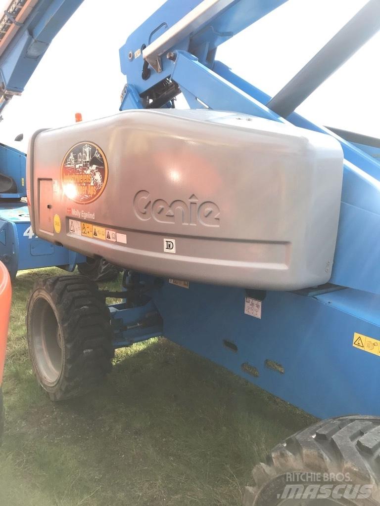 Genie S 60 HC Telescopic boom lifts