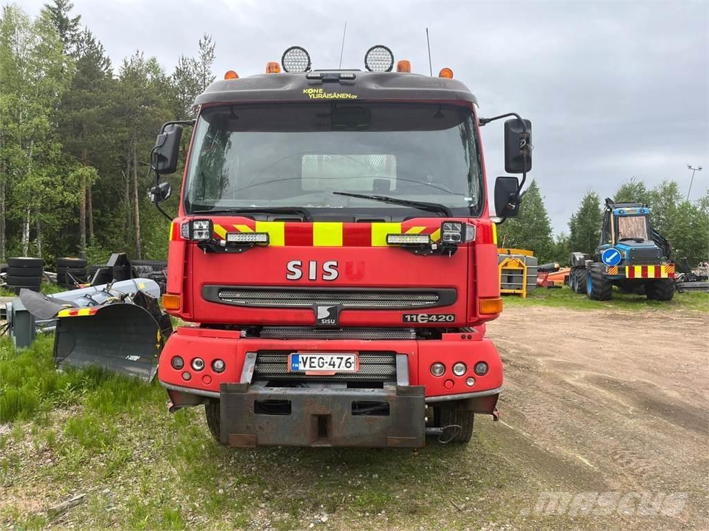 Sisu E11 420 Municipal / general purpose vehicles