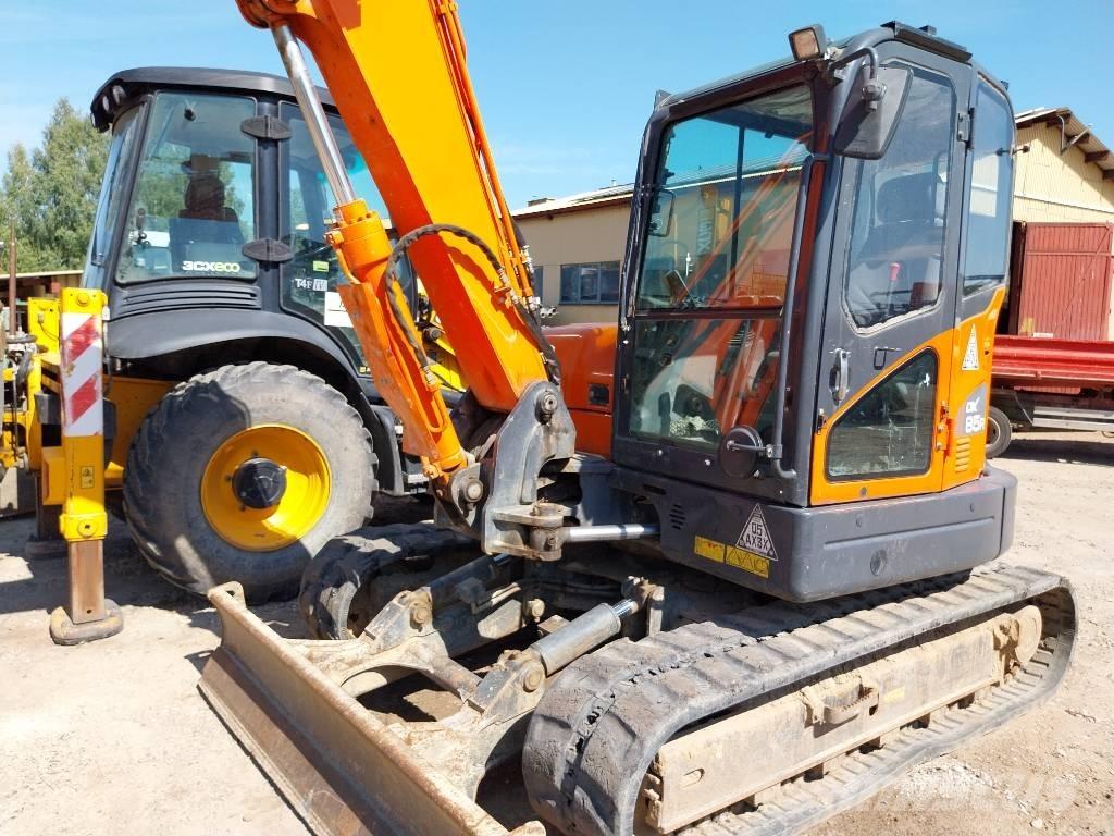Doosan DX 85 R-3 Midi excavators  7t - 12t