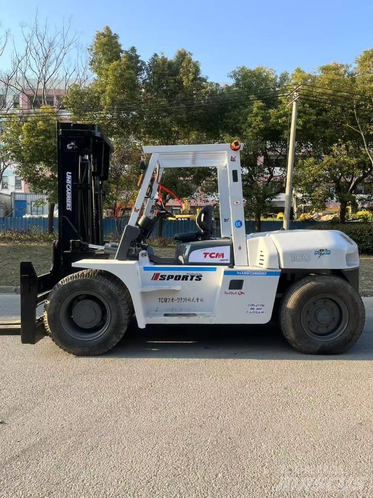 TCM FD 100 Diesel trucks