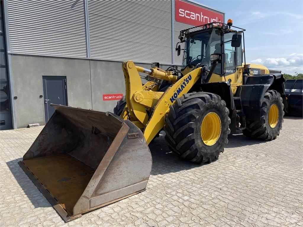 Komatsu WA320-7 Wheel loaders