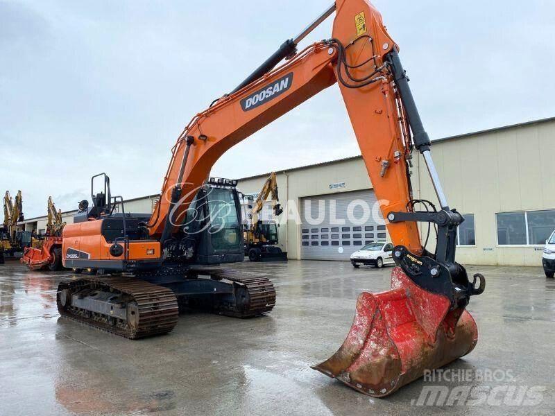 Doosan DX 225 LC Crawler excavators