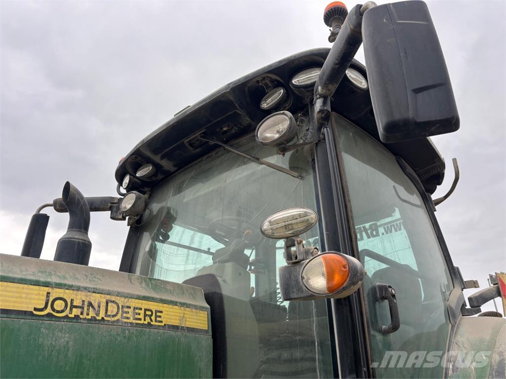 John Deere 8320R Construction - Others