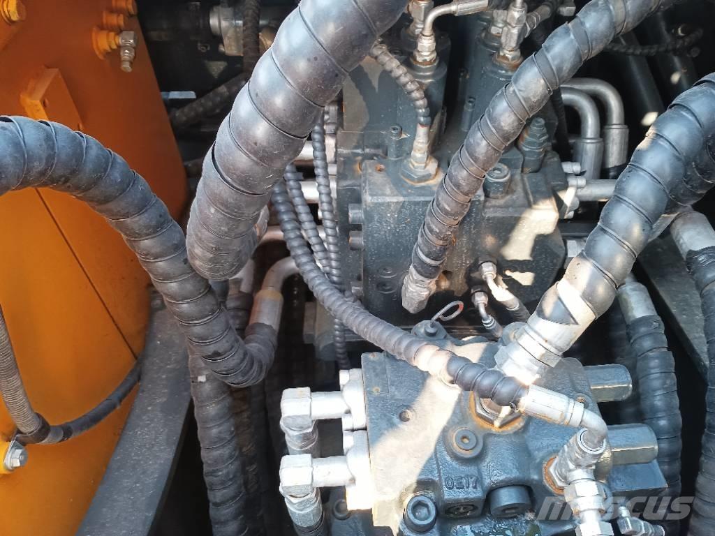 Hyundai R 220-9 S Crawler excavators